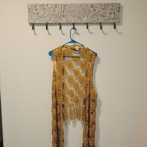 Y2k Daytrip Yellow Vest Stylish Layering Piece Sz M